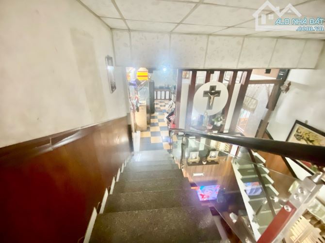 SẬP HẦM NHÀ 3T VỪA Ở VỪA CÓ DÒNG TIỀN ĐỒNG KÈ_DT 100M2_NGANG 5M_CHỈ 3.8 TỶ - 2