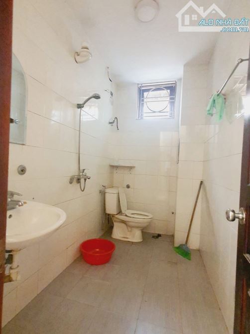 Nguyễn Chí Thanh, 50m, Lô góc, Ô tô tránh, Ngõ thông kinh doanh, Sổ vuông mặt tiền rộng - 2