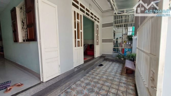 💥BÁN NHÀ CẤP 4 GÁC LỬNG 125M NGANG 6M3 Chỉ 4 Tỷ Cách Biển 1Km - 2