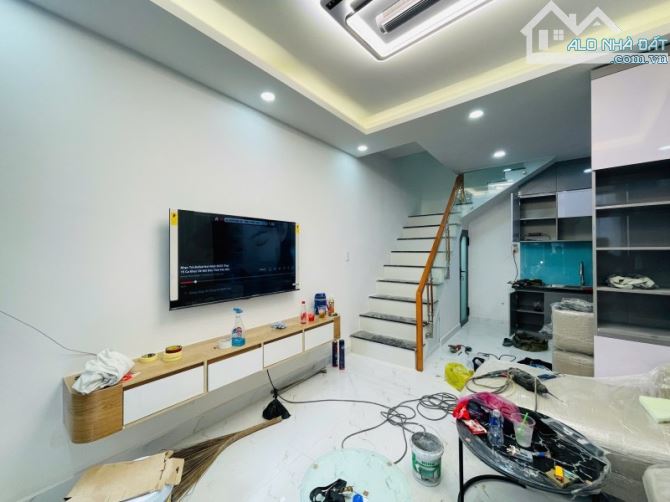 BÁN NHÀ TRẦN KHẮC CHÂN, TÂN ĐỊNH, QUẬN 1, 24M2, 2 TẦNG(2PN) CHỈ 4.68 TỶ - 2