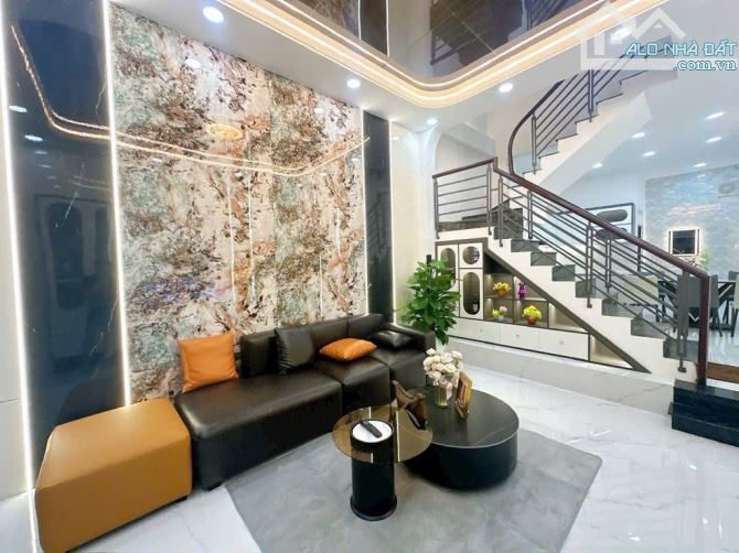 NHÀ 3 tầng, Đường THỚI AN 19 ( NGUYỄN THỊ KIÊU ), phường THỚI AN, Q12, DT 56m2 ( 4m x 14m - 2