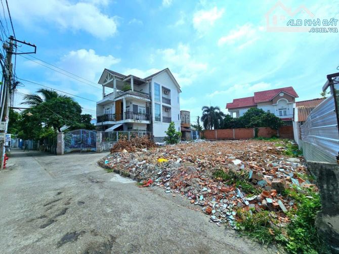 Bán 4 lô đất Bửu Hoà, gần chợ Đồn, phường Biên Hoà. Sổ riêng. Đường ô tô. Giá 105m2 2,7 tỷ - 2