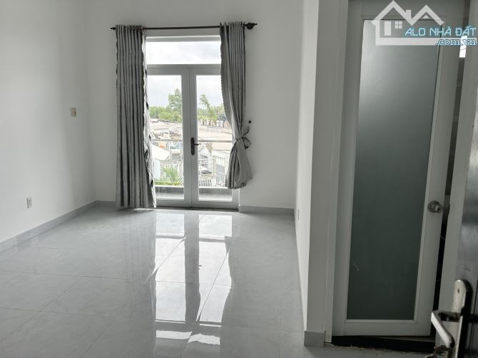 Bán nhà lớn gần 3 trường đại học đường nguyễn bình view landmark. - 2