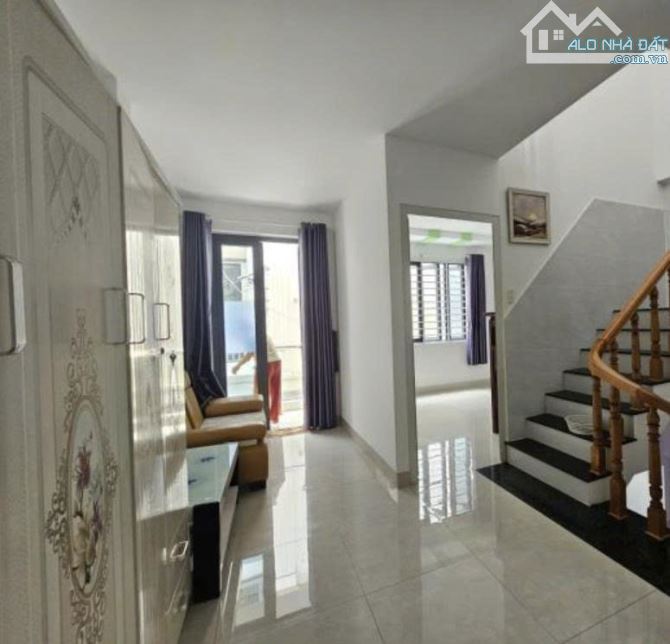 BÁN NHÀ 1 TRỆT 1 LẦU FULL NỘI THẤT HẺM Ô TÔ ĐẾN TẬN NƠI TRUNG TÂM VŨNG TÀU 60M² GIÁ 6t7 - 2