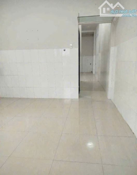 Nhà giá tốt trịnh thị miếng, thới tam thôn 100m2 , 980 triệu , sổ hồng riêng - 2
