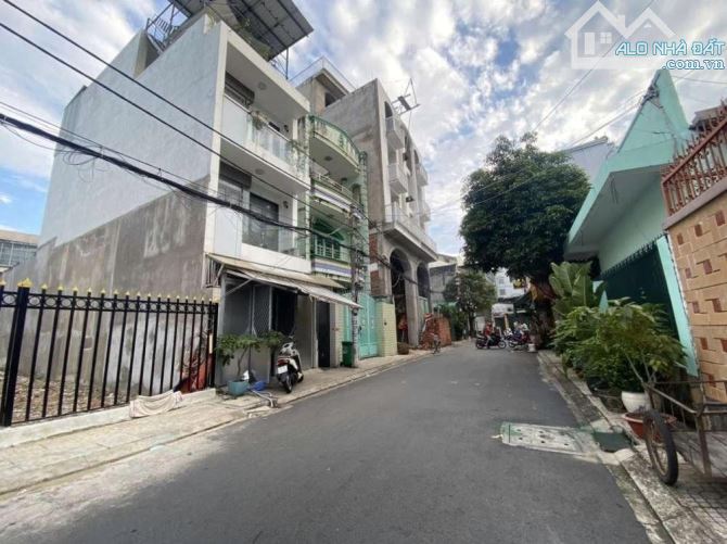 Khuôn đất tiện xây building văn phòng ngang 12 công nhận 437m2 tân bình khu sân bay - 2