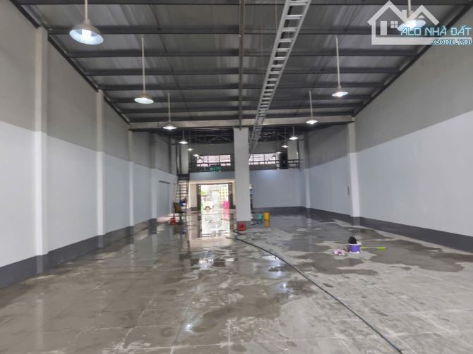 Cho thuê xưởng mới 550m2 Ngay Quang Trung Chợ Cầu - 2