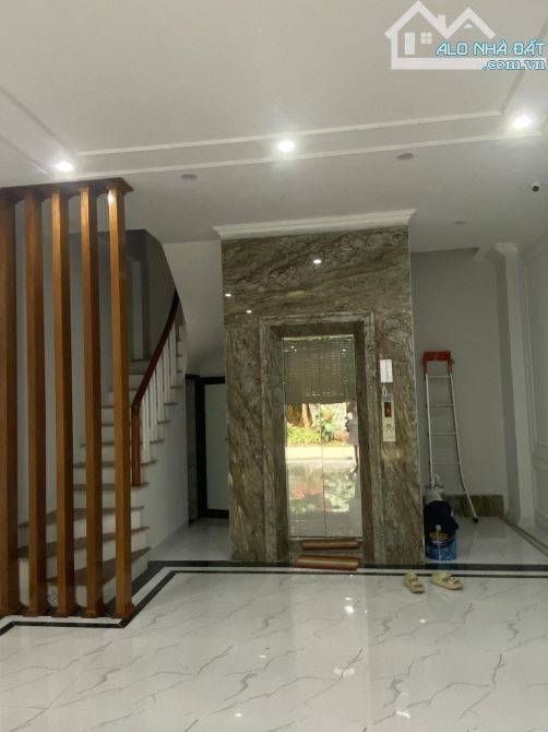 Cực Phẩm Phân Lô - OTO- Kinh Doanh - Thang máy - NGUYỄN VĂN LỘC: 45m x6T, Gía 14.8TY - 2