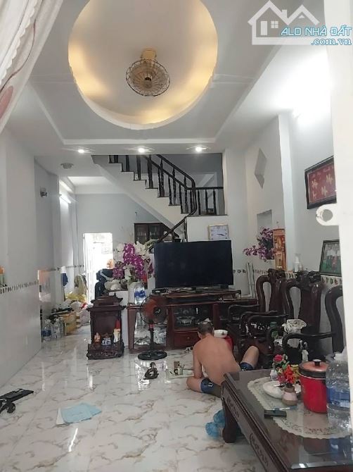 NHÀ 3 TẦNG HXH LÊ TRỌNG TẤN - 63M2, SHR HOÀN CÔNG, CHỈ HƠN 4 TỶ - 2