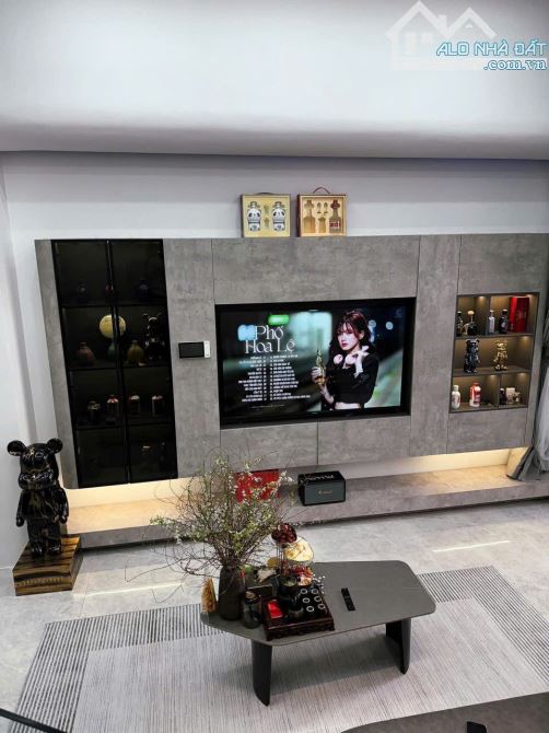 KHÔNG TIN NỔI – NHÀ MT 2 TẦNG CHỈ 2 TỶ – 90M2 – SHR - 2