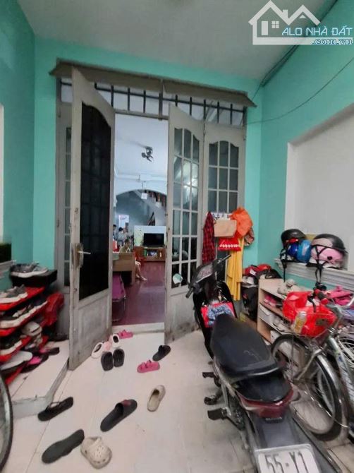 BÁN NHÀ ĐỒNG XOÀI- P13- TÂN BÌNH_HXH 8m-   3 TẦNG- 65m2(3.5 x 18.8m)- 9.8 TỶ TL - 2