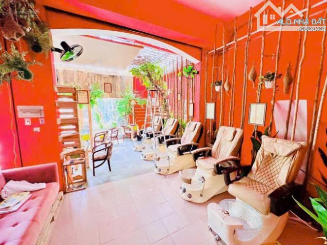 Biệt thự sân vườn 201A Nam Kỳ Khởi Nghĩa Quận 3 15x25m 2 lầu Giá thuê 130 triệu - 2