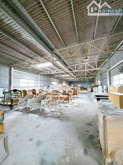 Showroom Góc 2 Mặt Tiền Quốc Lộ 1A 1000m2 Gần KCN AMATA  Vỉa Hè Đậu Cont Thoáng - 2