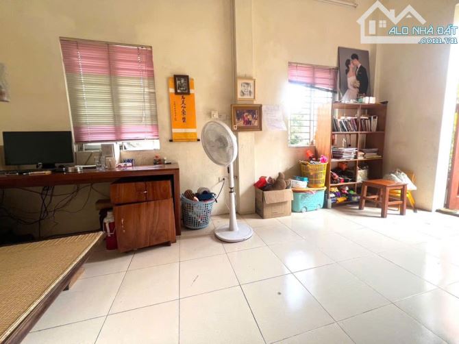 Nhà Ngọc Trục,Đại Mỗ 3 tầng 70m2 sổ,dân xây chắc chắn,MT rộng,xây CCMN đẹp luôn 11,5 tỷ - 2