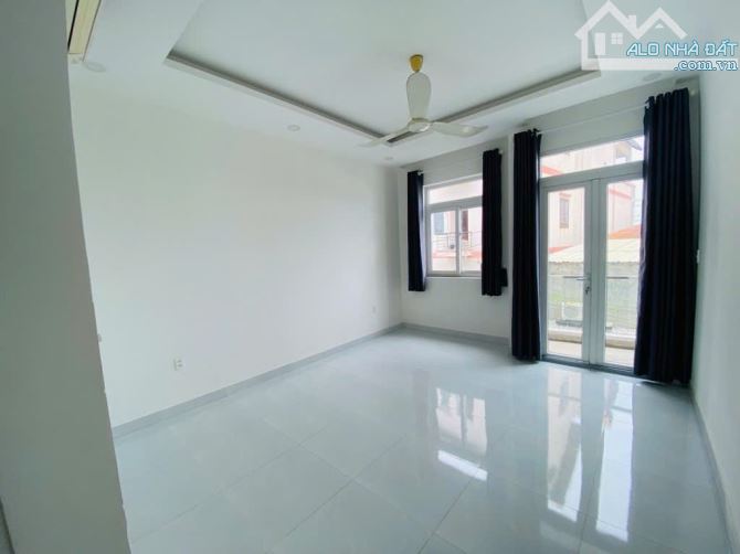 NHÀ 4 TẦNG DT SÀN 168M- HXH TRÁNH - SÁT VẠN PHÚC CITY 💵NHỈNH 7 ĐỒNG - 2