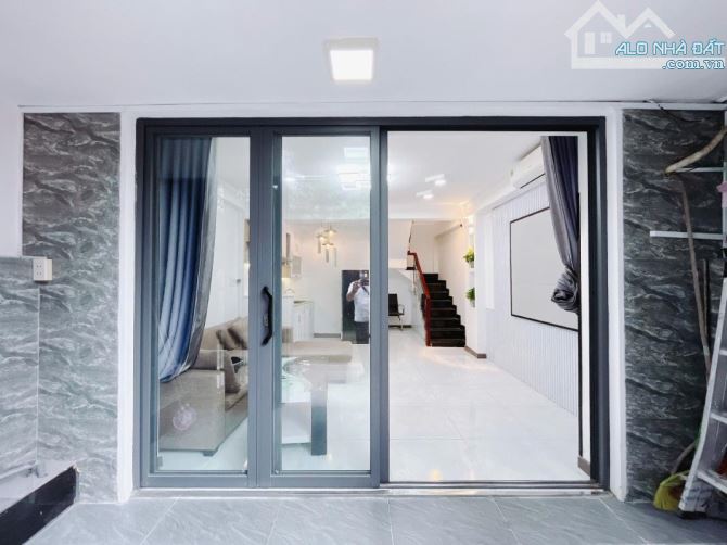 NHÀ MỚI 2 TẦNG BÊN CẠNH PHÚ MỸ HƯNG DTSD 60M2 - PHÚ THUẬN Q7 - CHƯA TỚI 4ty - 2