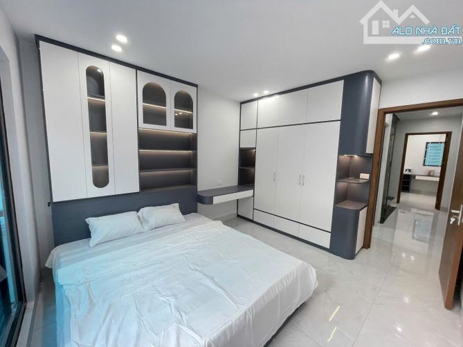 35m2 x5T - PHẠM VĂN ĐỒNG - NGÕ THÔNG, Ô TÔ LÙI CỬA, giá 7.5T (thương lượng) - 2