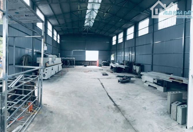 Cho thuê 650m2 nhà xưởng độc lập gần Thị Trấn Chúc Sơn, cách đường Ql6 gần 2km - 2