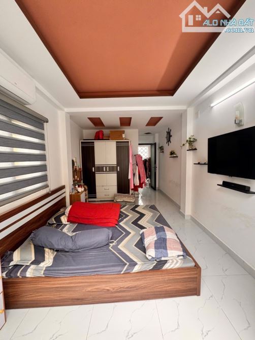 Nhà 2 mặt hẻm thoáng 4 tầng 3 phòng ngủ gần chợ Gò Vấp đường Nguyễn Thái Sơn Phường 5 - 2
