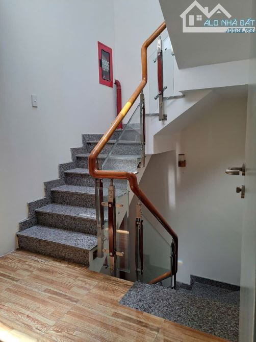 Bán khách sạn 6tầng, 102m2, 14pn, 1Xty, dt 70 tr/tháng, Khuê Mỹ Đông, Ngũ Hành Sơn. - 2