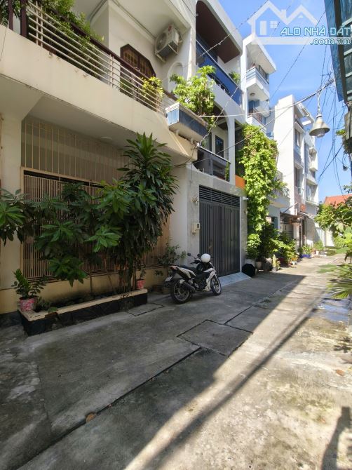 XE HƠI TẬN NHÀ . 3TÂNG. 36M2 . SỔ NỞ HẬU . FULL NỘI THẤT . SÁT MẶT TIỀN . - 2