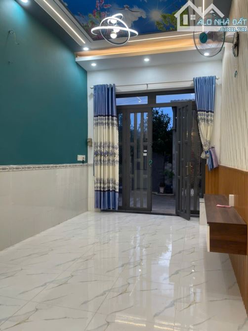 Siêu phẩm nhà trệt 1 lầu DT 3.8x12, 2 PN, Trần Văn Mười Hóc Môn - 2