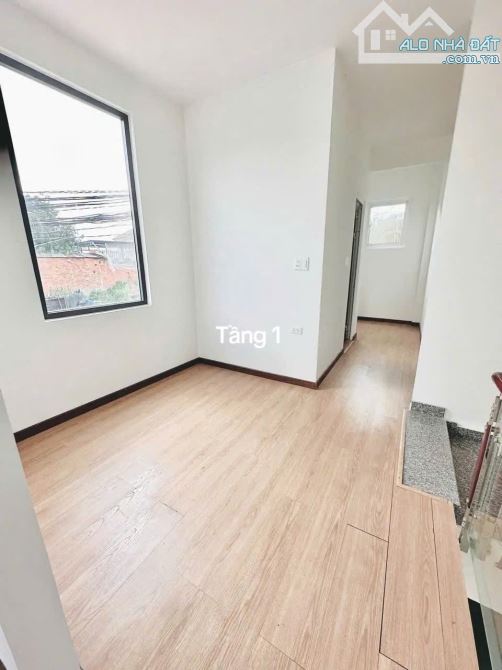 Bán căn nhà Đà Lạt 🔥3 Tỷ 8- Sổ chung 3 nhà- Đường Ô Tô- Có chỗ đậu- Mê Linh _ phường 9 - 2