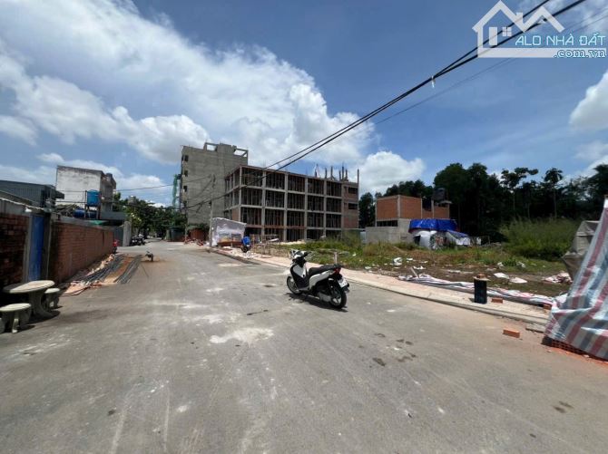 Bán nền đất 76m2 hẻm 114 đường Vườn Lài Phường An Phú Đông giá An Cư và Đầu Tư - 2