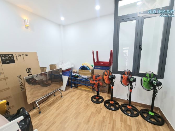 Bán nhà 3 Tầng Hẻm xe tải 8m Đường 30!Linh Đông Thủ Đức DT 70m2 Giá 8.95 Tỷ - 2