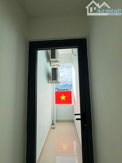 Cho thuê căn hộ Napoleon – view phố, tầng trung, full nội thất - 2
