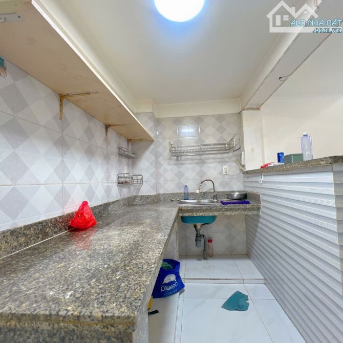 BÁN NHÀ Q4 LÔ GÓC 2 MT 5 TẤM GIÁP Q1 GIÁ 4TỈ 950 KHU ĐỒNG BỘ KHU VYCJw HIẾM BÁN - 2