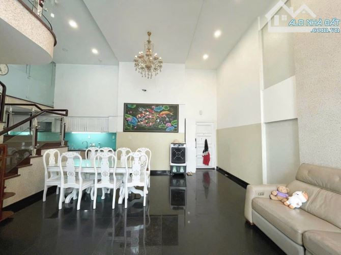Chính chủ cho thuê Căn lofhouse Full  nội thất Hoàng Anh, 230m2, 4PN, Chỉ 19 Triệu - 2