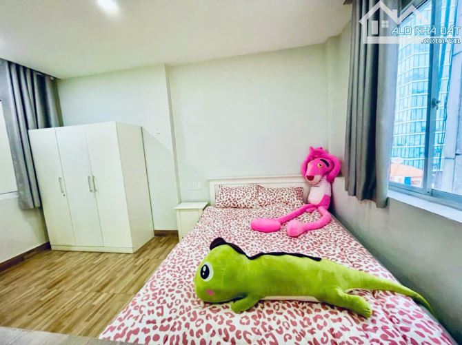 Căn hộ mới - giá hợp lý ngay trung tâm quận 4, cửa sổ đón nắng, gần Đại học Luật, quận 1 - 2