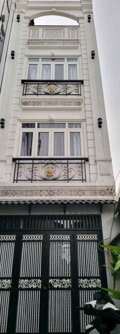 💥💥 45m2 - 5 Tầng BTCT  📌📌  Giá 5,35 t.ỷ tl   √ 5P ngủ Master - Cạnh Mặt Tiền QT - 2