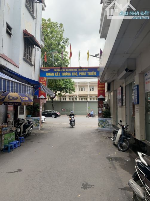Phân lô Trần Quốc Hoàn – hiếm nhà bán, ô tô tránh, 41/45m² | MT 4m | 5 tầng - 2