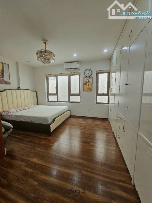 🏡 đẹp Bát Khối - Long Biên, 🚖 đỗ cửa , 46m2 , chỉ 6Tỷ1 , full nội thất , NGON - BỔ - RẺ - 2