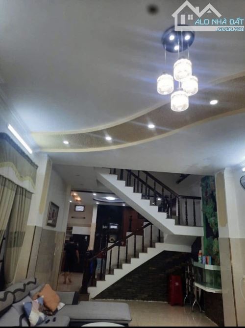 Cổ Nhuế – 38m² – 5 tầng – Nhà mới tinh, full nội thất – Giá 6.85 tỷ - 2