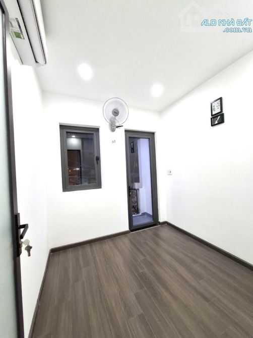 HẺM XE TẢI 3 TẦNG -HUỲNH THIỆN LỘC- HOÀ THẠNH TÂN PHÚ -DT: 5*5.6M – 4 TỶ 680 - 2