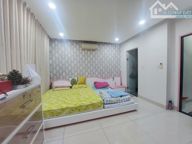 Bán nhà HXH đường Quang Trung, P8 Gò Vấp, Dt 50m2, Giá nhỉnh 4 tỷ - 2