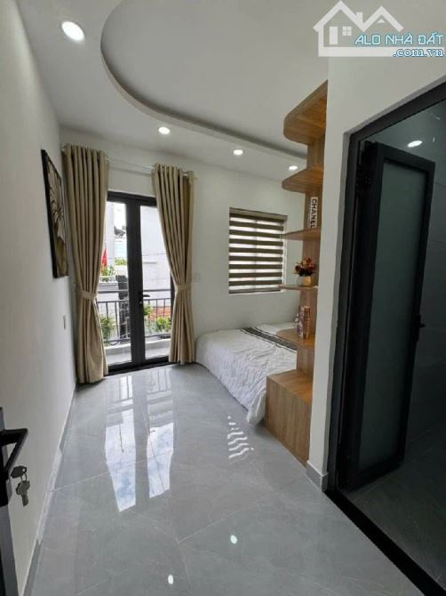 Nhà View hàng không full nội thất đẹp 3 tầng sổ hồng riêng nhỉnh 3 tỷ - 2