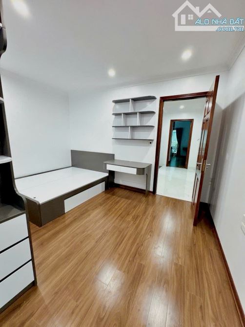 Bán nhà Cổ Nhuế, Bắc Từ Liêm, vị trí đẹp, lô góc, ô tô đỗ cửa, 54m2 6 tầng chỉ 15 tỷ - 2