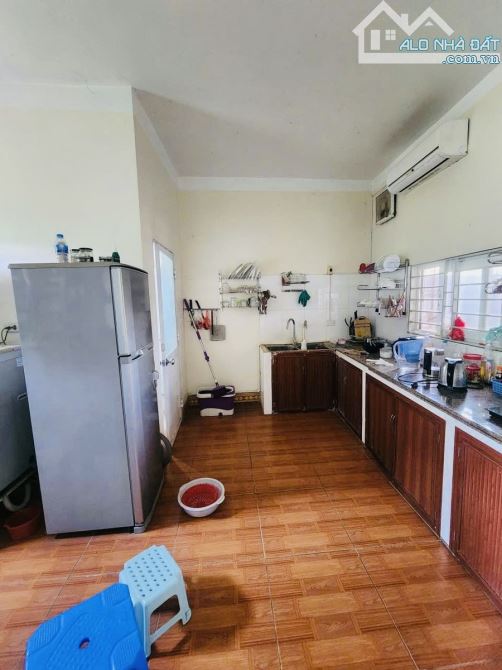 Bán nhà Ngoại Giao Đoàn, ô tô 70m, mt 5m, gần phố, cạnh Hồ Tây, giá tốt - 2