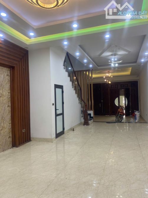 🌟🌟🌟 liền kề đô nghĩa vỉa hè 3 oto tránh ,kinh doanh - 75m xây 5 tầng - 2