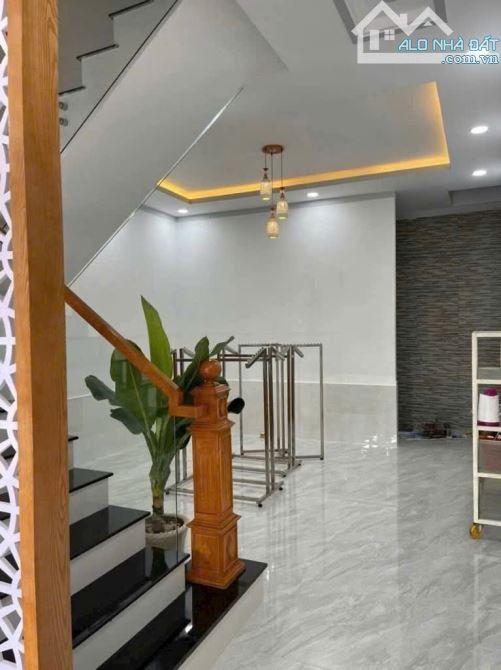 MẶT TIỀN TRẦN QUANG KHẢI – ĐÔNG HOÀ, DĨ AN - 2