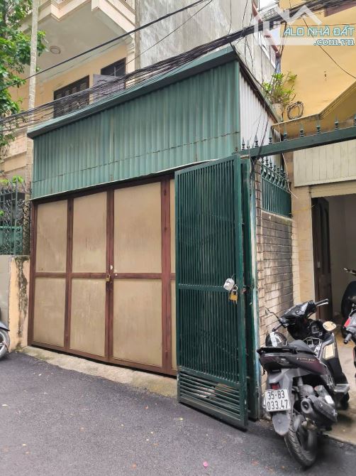 Bán đất phân lô Hồ Tùng Mậu, 35m2, ô tô đỗ cửa, sổ đỏ chính chủ, giá tốt - 2
