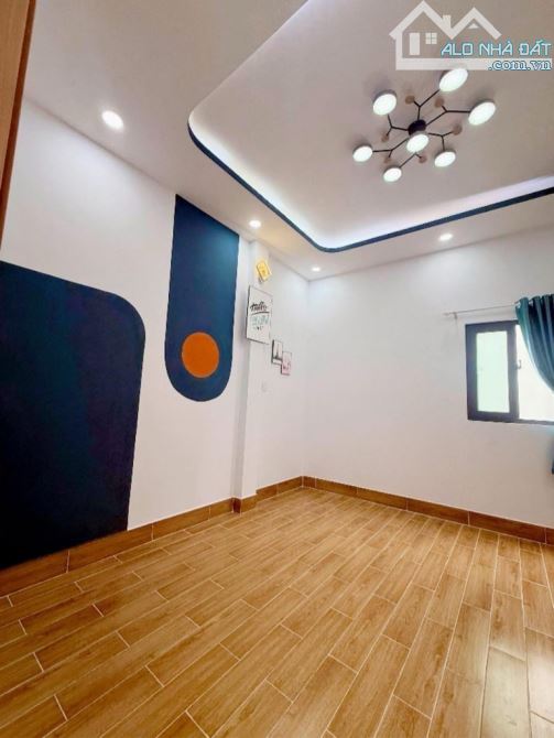 TÂN PHÚ - GẦN AEON MALL - 2 TẦNG KIÊN CỐ - HẺM 4M - 56M2 - 4*14 - SÁT MẶT TIỀN - SỔ ĐẸP V - 2