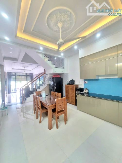 KDC PHÚ HỒNG THỊNH 10 – ĐƯỜNG 12M – NHÀ 3 TẦNG KIÊN CỐ – CHỦ ĐỂ LẠI FULL NỘI THẤ - 2
