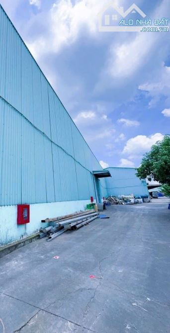 X077 Bán xưởng khuôn viên sân bãi gần 7000m2 Gần ngã 4 Võ Nguyên Giáp -Đường Tân Cảng IDC - 2