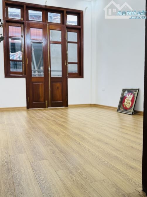 NHÀ MỚI PHỐ KHƯƠNG HẠ-LÔ GÓC-NGÕ XE BA GÁC TRÁNH-FULL NỘI THẤT-39M2-4 TẦNG-9,4 TỶ - 2