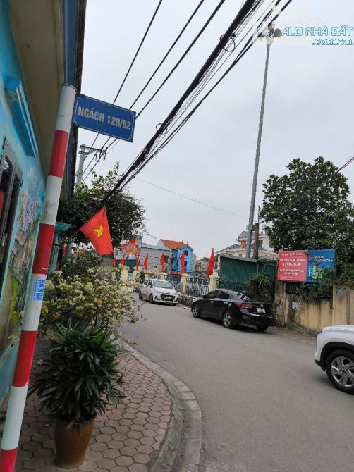 Ngõ rộng diện tích 52.5m, MT 4.1m nở hậu , ô tô đỗ cách 50m, nói không với Quy hoạch, gần - 2